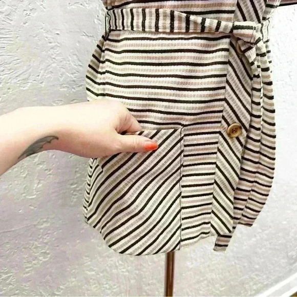 Vintage striped short sleeve button front top with waist tie size‎ small - Picture 6 of 9